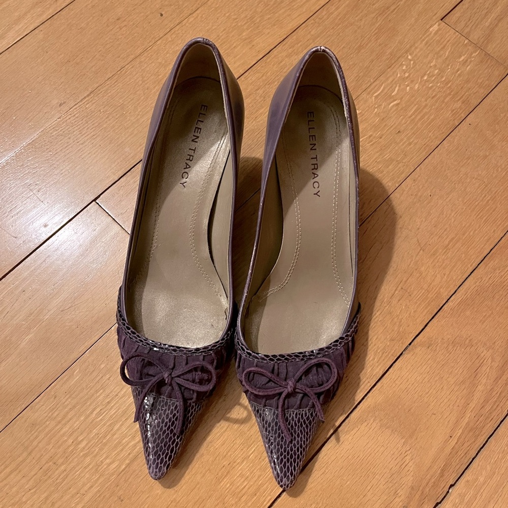 Ellen Tracy Elena heels
